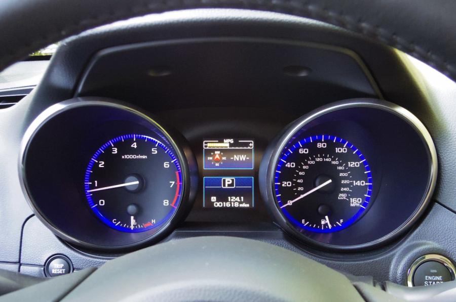  Subaru Legacy 2015 года  (US) (фото 20 из 35)